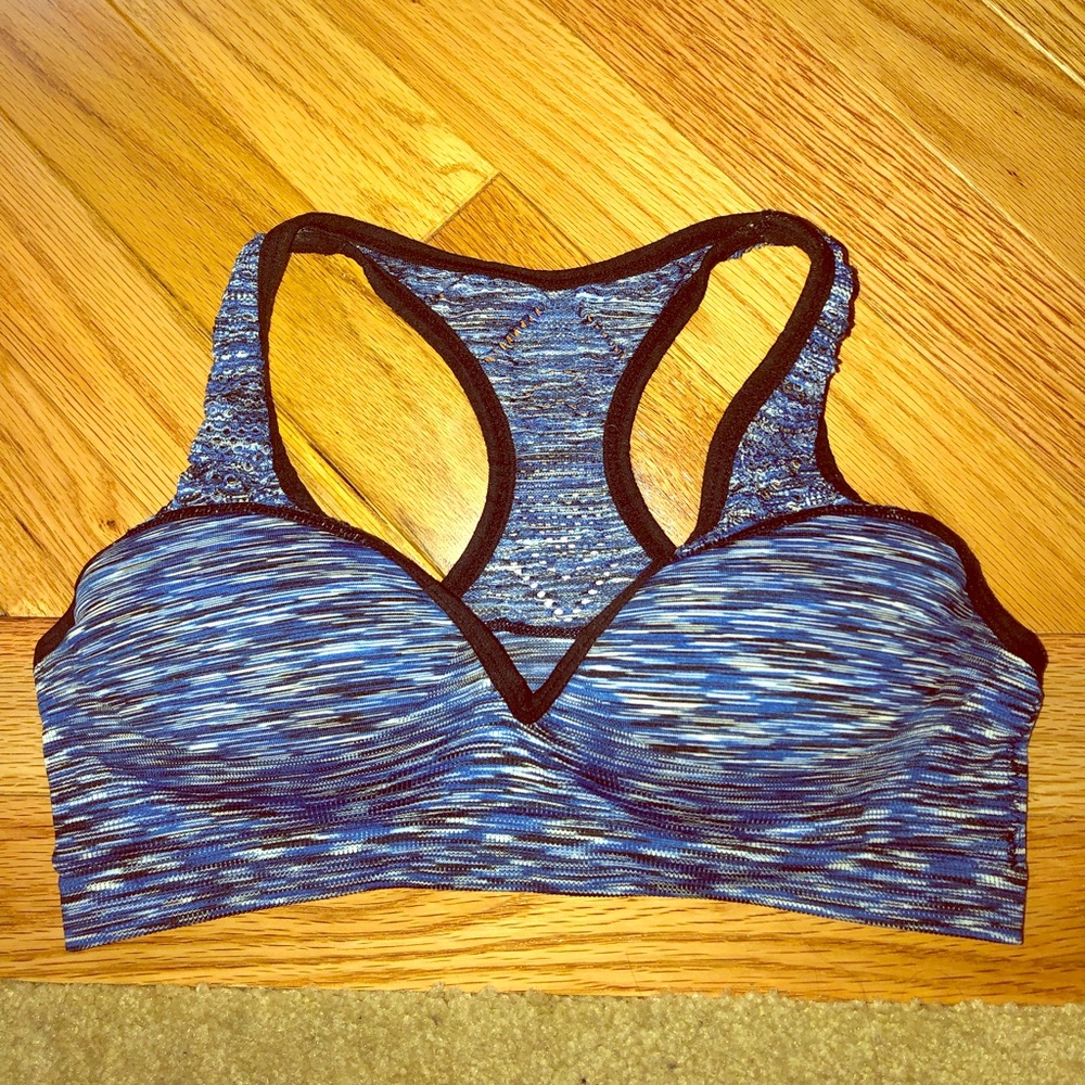 Victoria Secret Push Up Sports Bra. Small